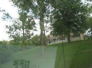 151 Charmont Ave, Beaver Falls, PA