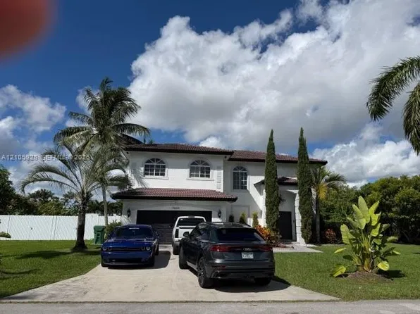 19654 SW 133rd Ct, Miami, FL 33177