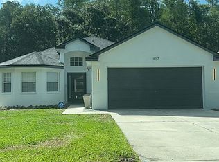 9137 Cliff Lake Ln, Tampa, FL 33614