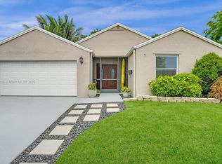 1 Cardiff Way, Boynton Beach, FL 33426