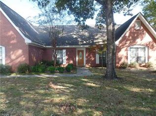11324 River Oaks Dr, Biloxi, MS 39532
