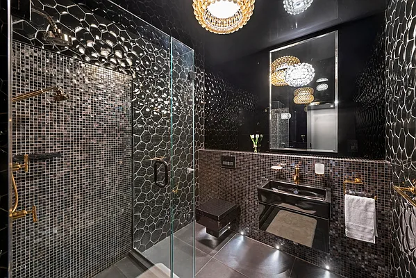 Sold by SERHANT. | media 20
