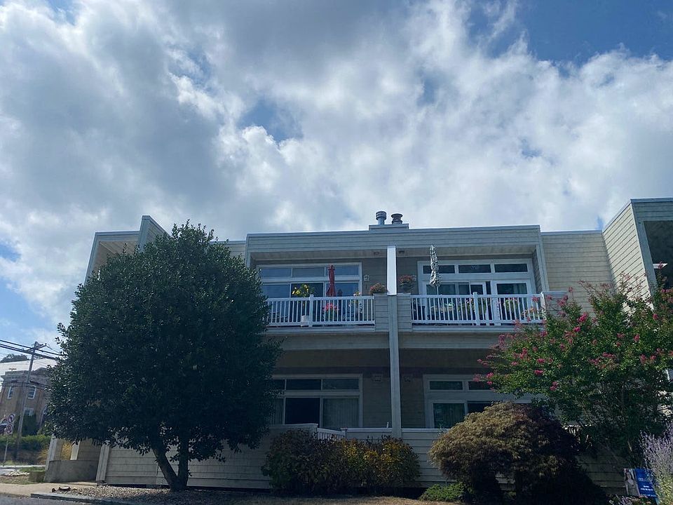 2nd image of 148 Navesink Ave