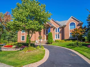 3543 Cedar Brook Dr, Rochester Hills, MI 48309