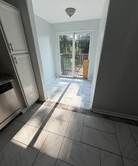 2931 Askew Ave — Photo 6