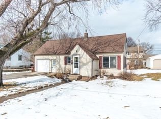 1029 Wilson St, Onalaska, WI 54650
