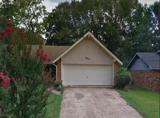 922 N Valley Falls Rd, Jackson, MS 39212