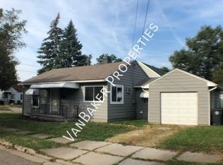 910 Ardella Ave, Akron, OH 44306