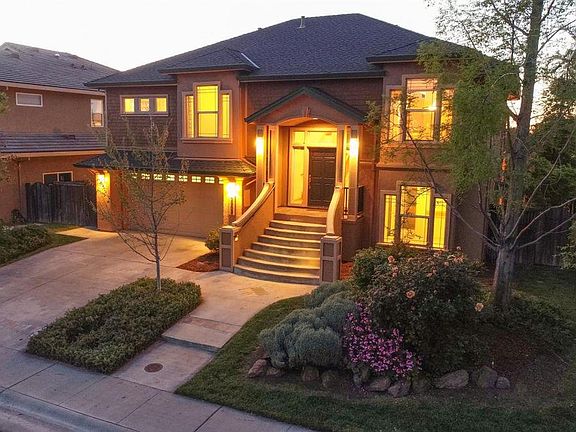 2nd image of 2903 Rockwell Ct