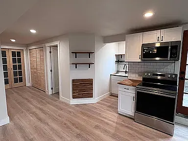 838 Grand Ave #B — Photo 3