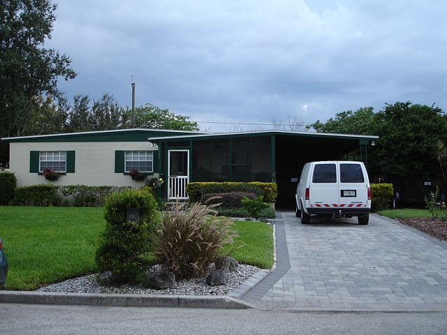 1st image of 4402 Fairlawn Dr