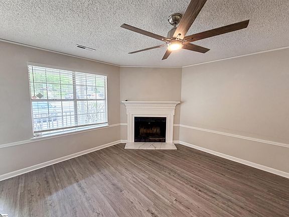 2nd image of 1436 Flintwood Dr