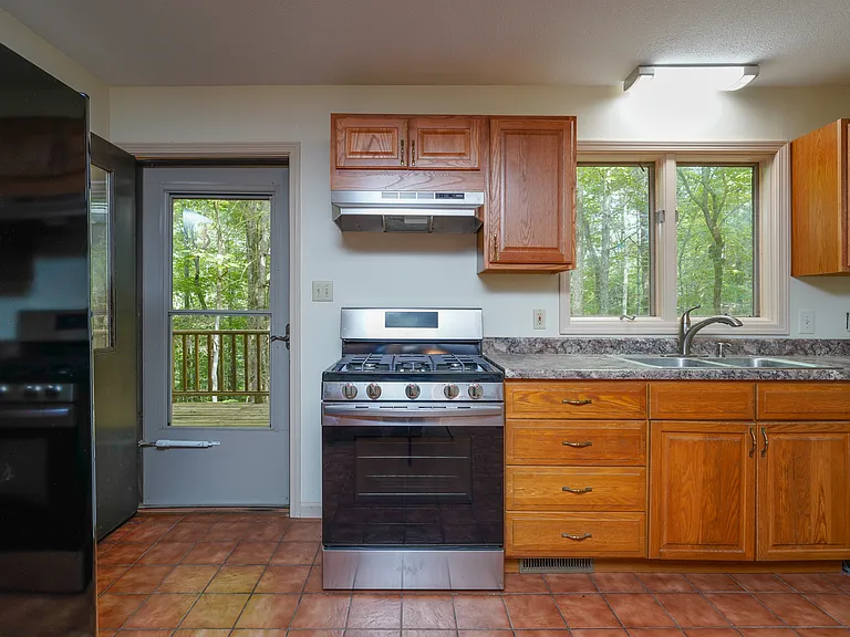 480 Wingfield Way — Photo 27