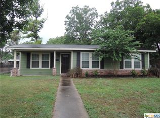 504 E Convent St, Victoria, TX 77901