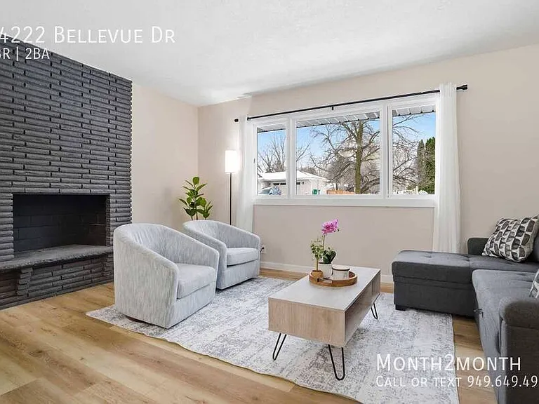 14222 Bellevue Dr — Photo 2
