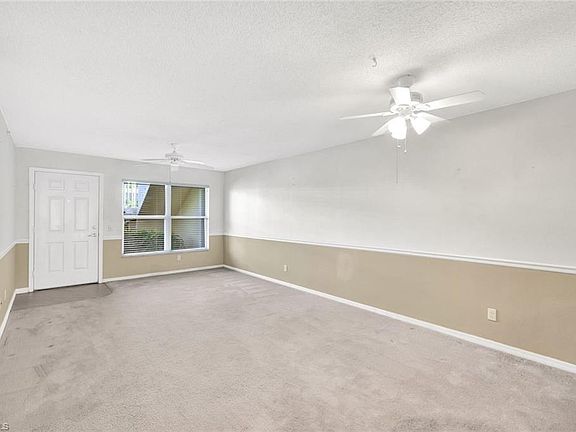 4th image of 28750 Bermuda Bay WAY #102