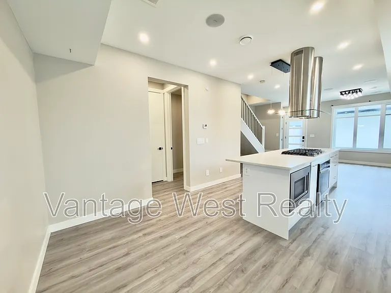 800 Morrison Ave #3 — Photo 6