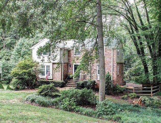 1st image of 2929 Leafwood Dr SE