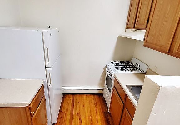 4th image of 24-08 23rd St #2C