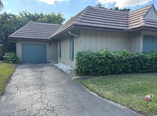 1902 Coquina Way, Pompano Beach, FL 33071