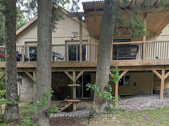 3rd image of 22 Camp Rd