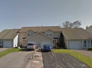 95 Marsdale Ct, Selkirk, NY 12158