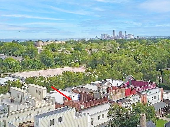 2nd image of 10903 Detroit Ave