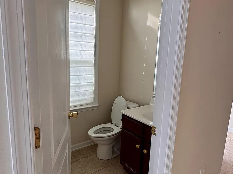 110 Gate Stone Ln — Photo 11