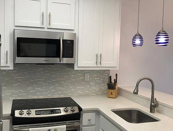 4th image of 3324 Olympic Dr APT 312