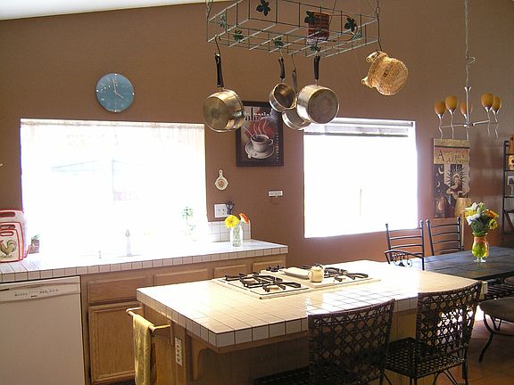 3rd image of 3452 Celinda Dr