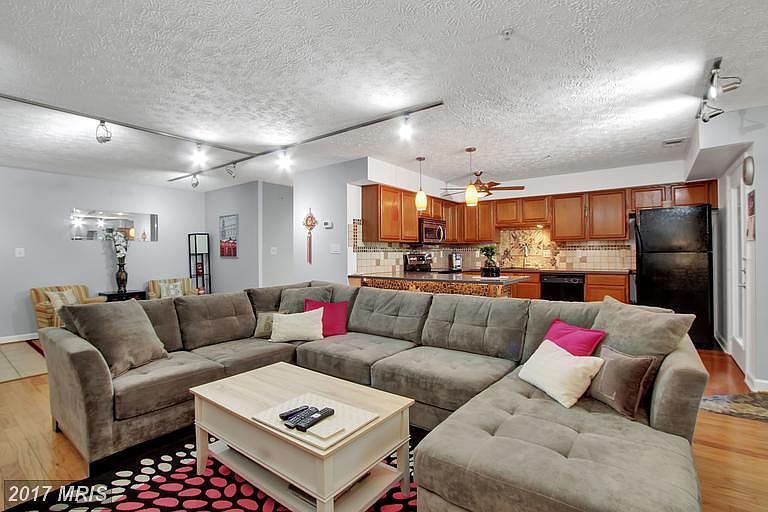 1st image of 625 Admiral Dr Unit 106