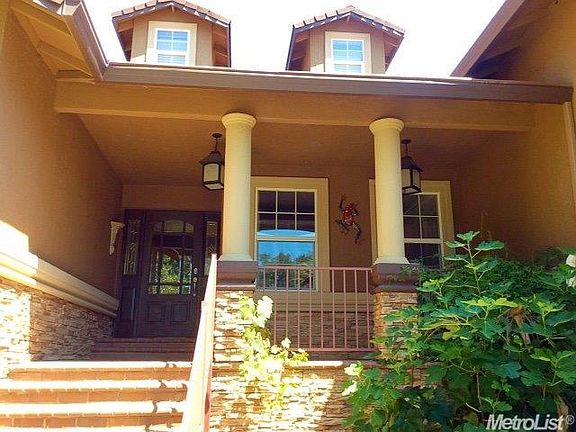 3rd image of 11782 Torrey Pines Dr