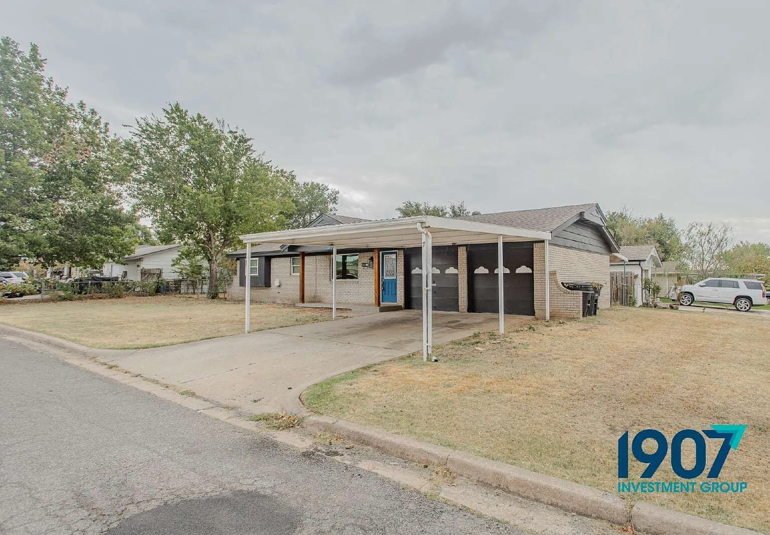 3 bed, 1.5 bath, 925 sqft, $1,200 — Photo 3