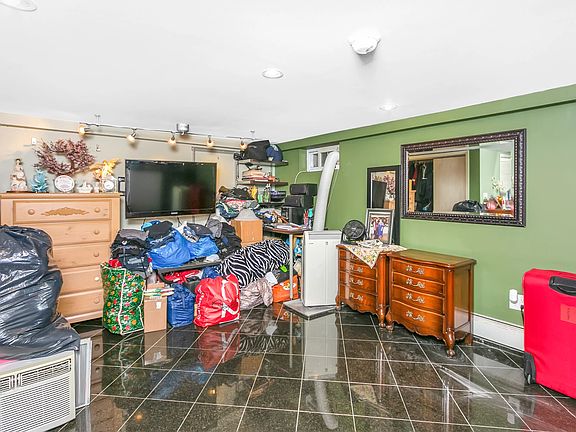 2nd image of 4733 Hollis Court Blvd