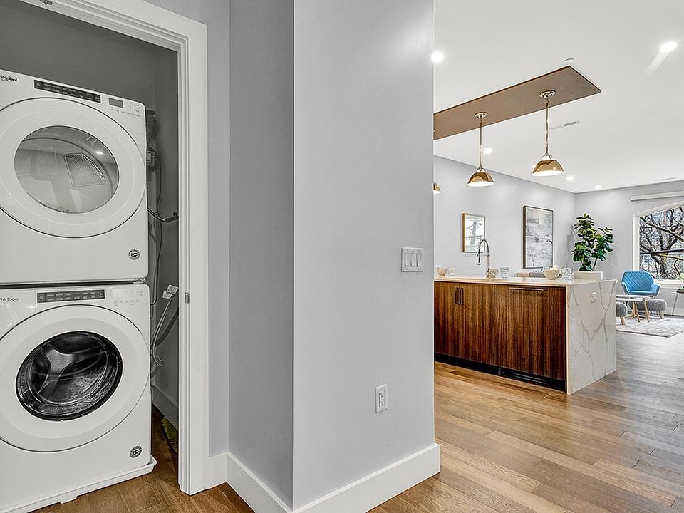 Full Size Washer & Dryers