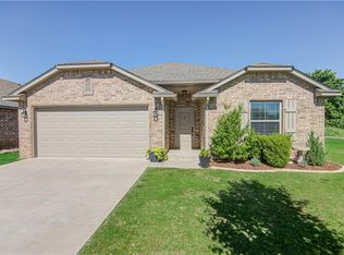 7505 Prairie Twyne Dr, Yukon, OK 73099