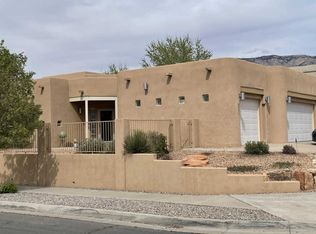8801 Corona Ave NE, Albuquerque, NM 87122