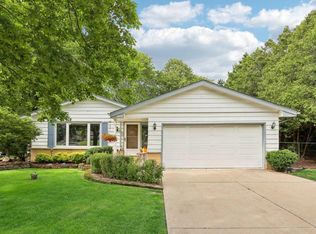 10200 W Cold Spring Rd, Greenfield, WI 53228