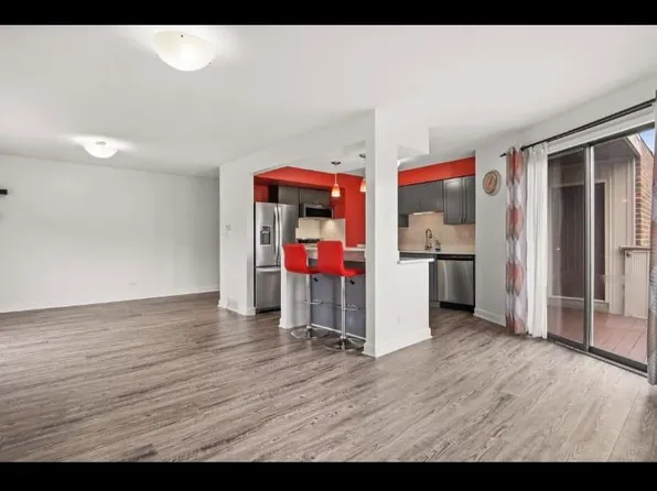 1850 W Highland Ave #F304, Elgin, IL 60123