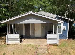 606 Line St, Cedartown, GA 30125