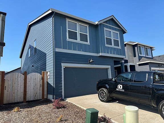 2nd image of 2654 U St