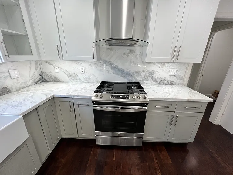 1072 W McKinley Ave — Photo 9