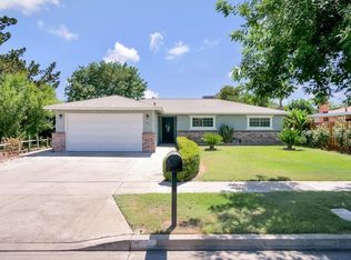 4676 N Kavanagh Ave, Fresno, CA 93705