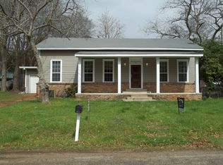 501 W Meredith St, Marshall, TX 75670