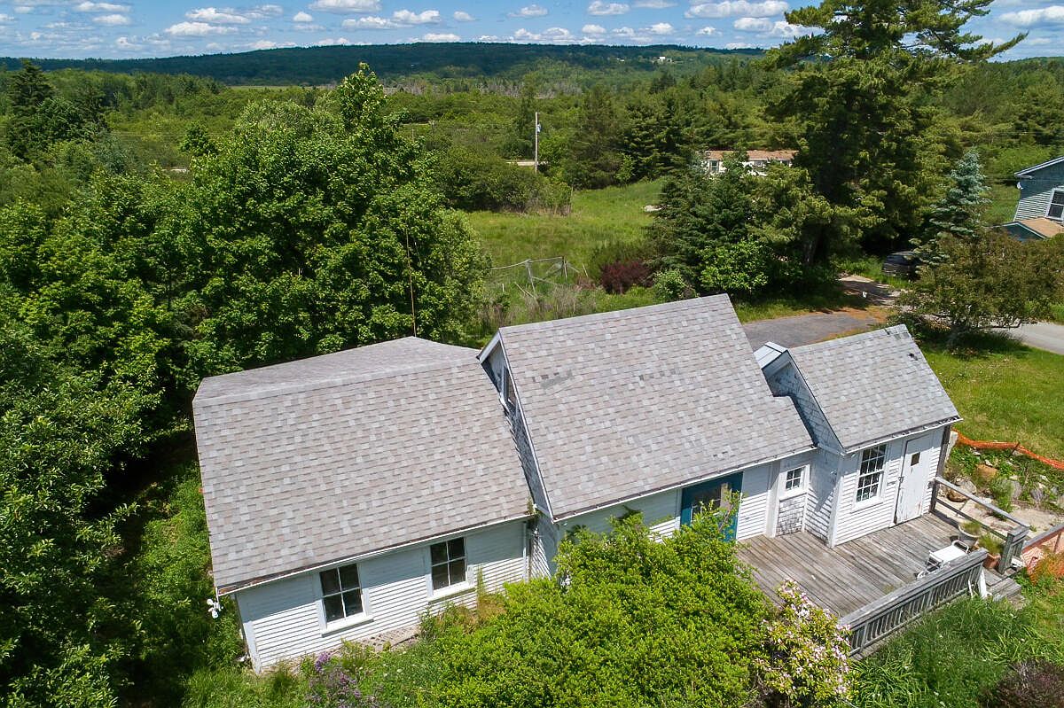 60 Center Street, Machias, ME 04654 MLS 1495336 Zillow