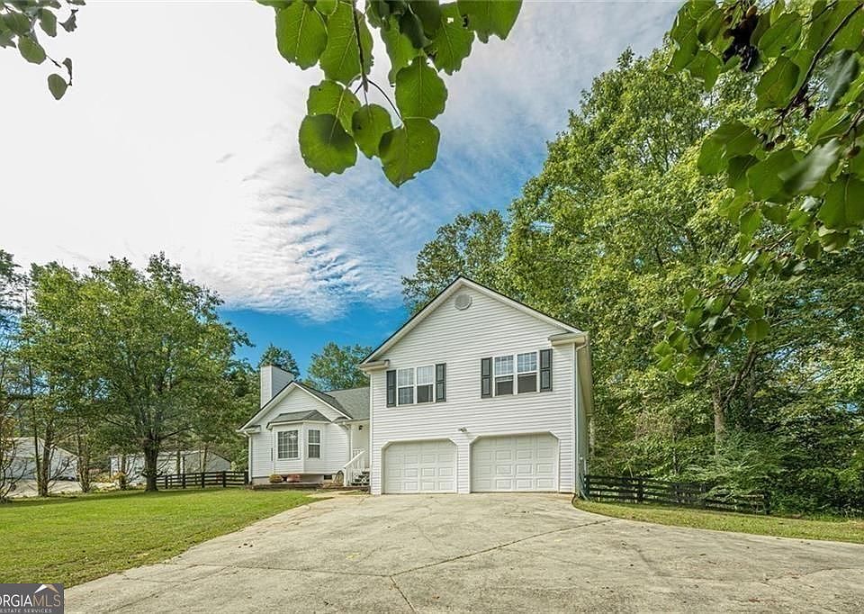 1st image of 391 Pinewood Pl