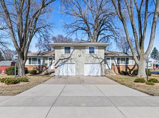 4318 & 4320 W 126th St, Savage, MN 55378