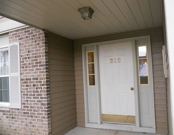 3rd image of 310 Crestview Dr Unit B