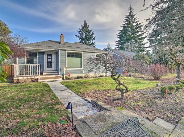 7348 29th Ave SW
