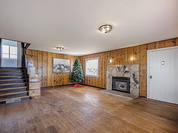 4th image of 35 Sycamore St